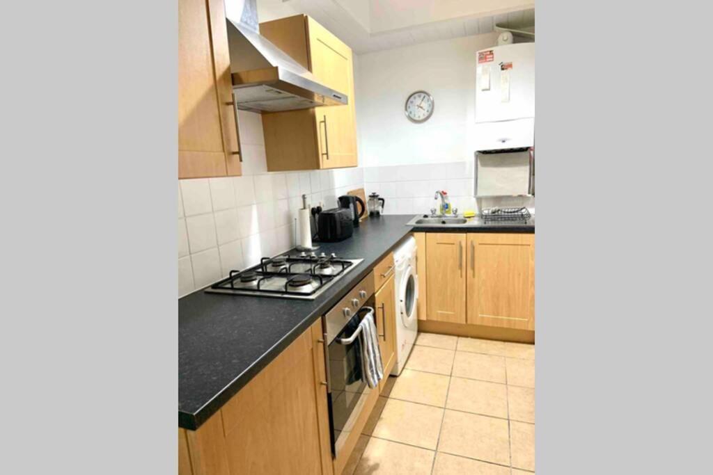 Apartamento Flat 5 Eia House Belfast Exterior foto