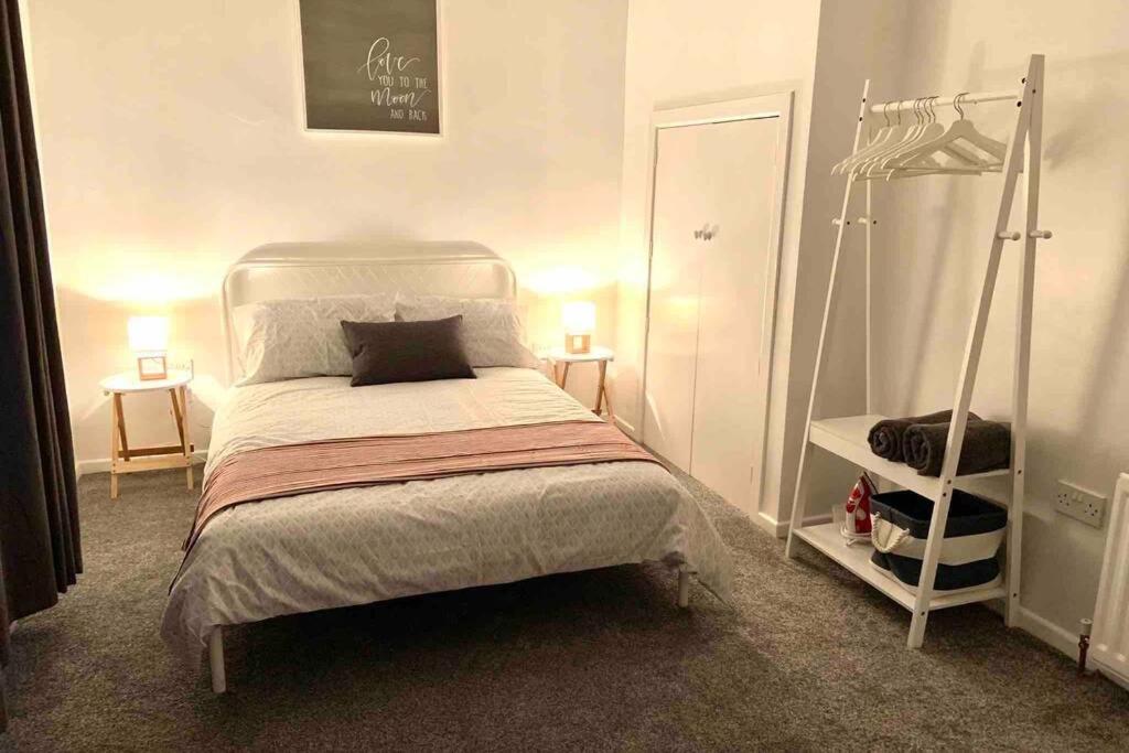 Apartamento Flat 5 Eia House Belfast Exterior foto