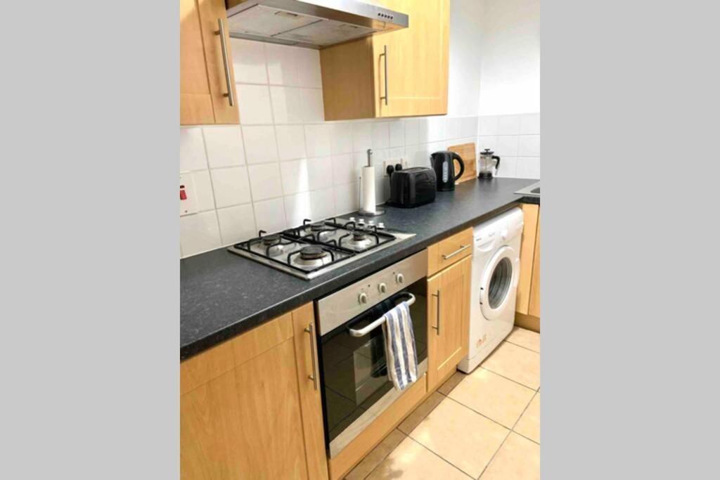 Apartamento Flat 5 Eia House Belfast Exterior foto
